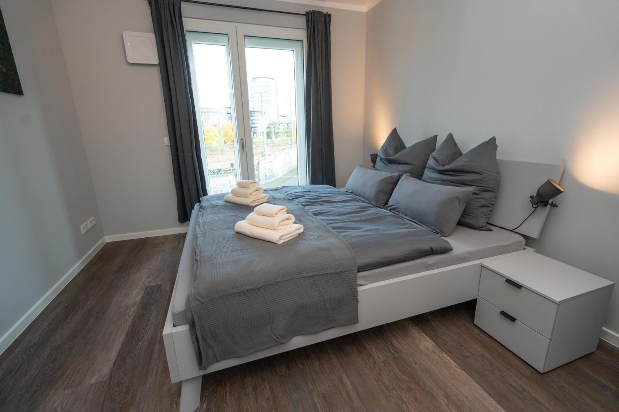 Cozy City Dream Apartment Mit Terrasse Und Parkplatz - 90M² Дрезден Екстер'єр фото