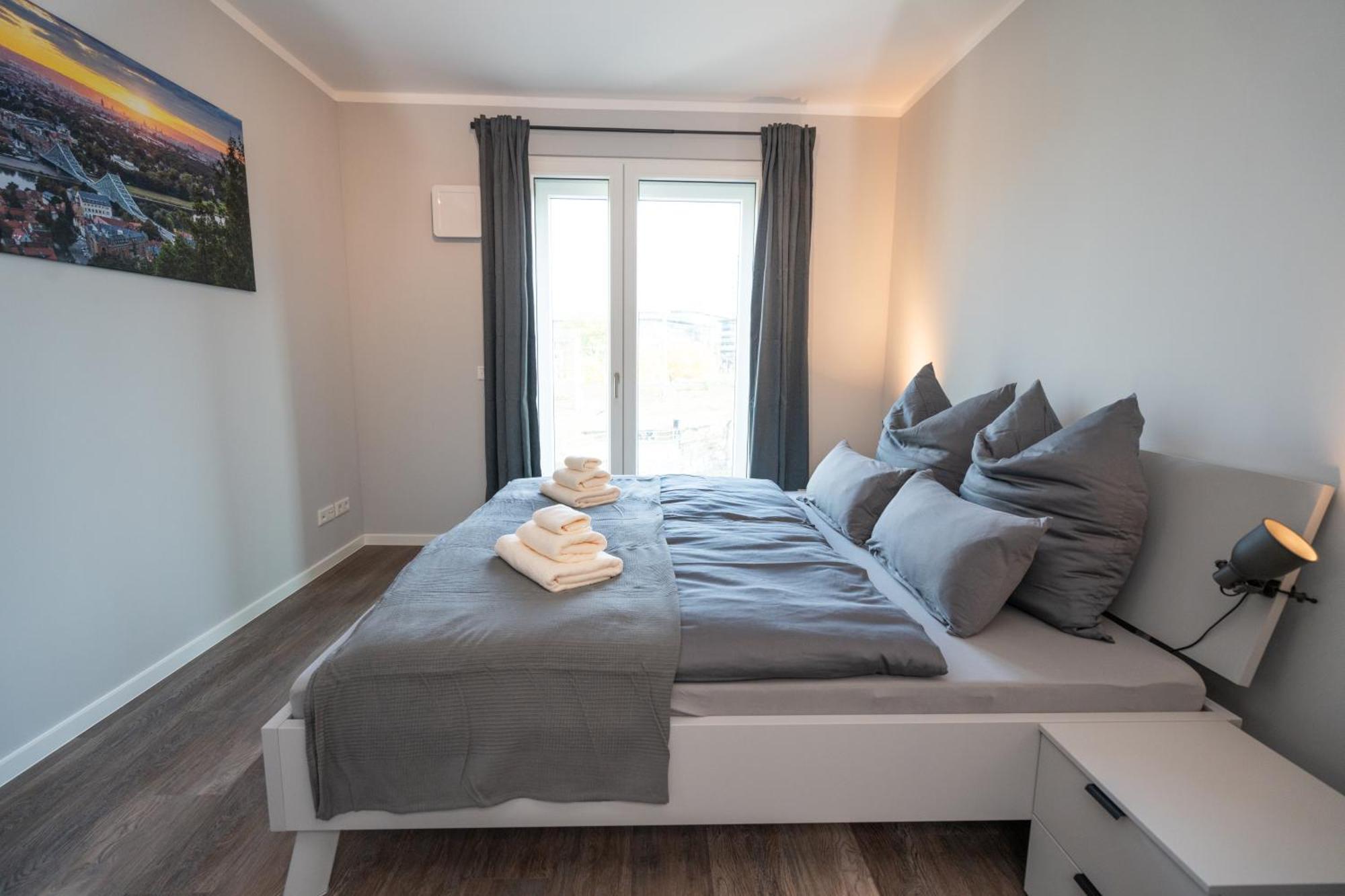 Cozy City Dream Apartment Mit Terrasse Und Parkplatz - 90M² Дрезден Екстер'єр фото